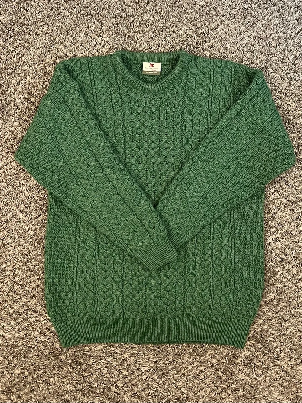 Vintage Carraig Donn green merino wool cable knit sweater Irish Fisherman Cabin